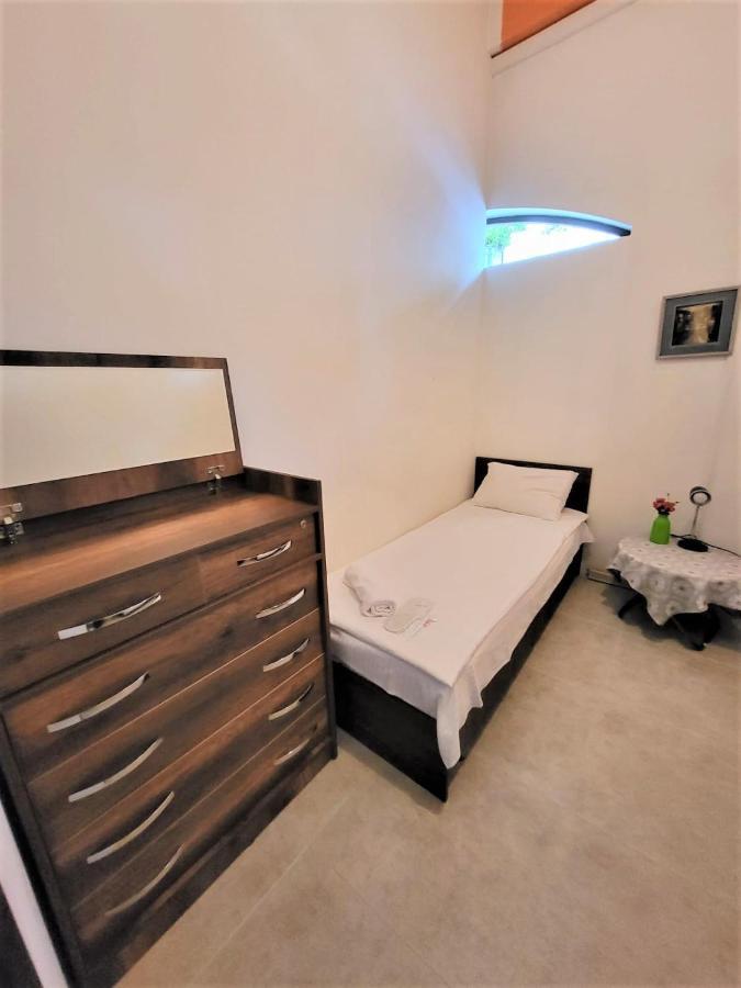 Hostel Near The Square Tbilisi Zewnętrze zdjęcie