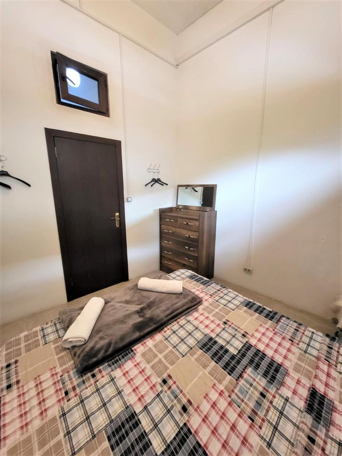 Hostel Near The Square Tbilisi Zewnętrze zdjęcie