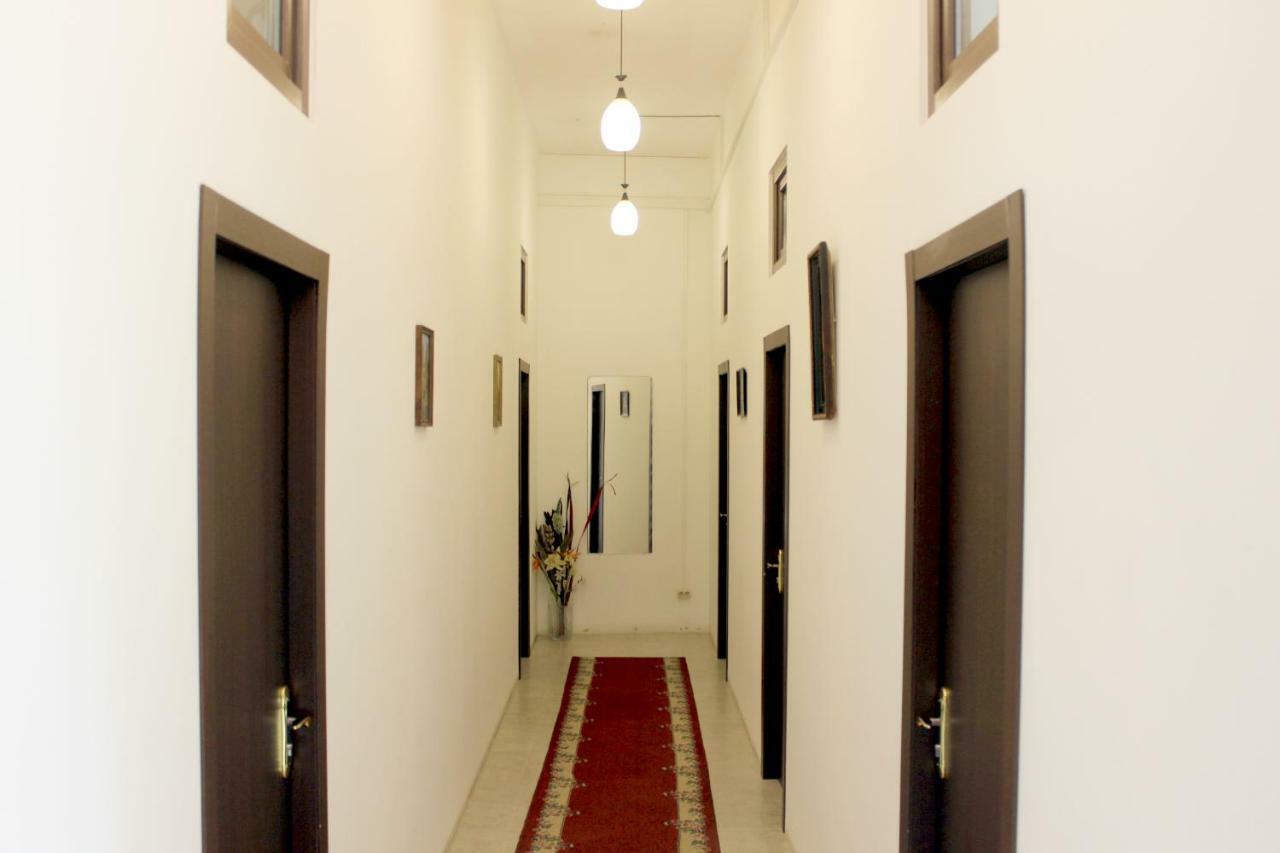 Hostel Near The Square Tbilisi Zewnętrze zdjęcie